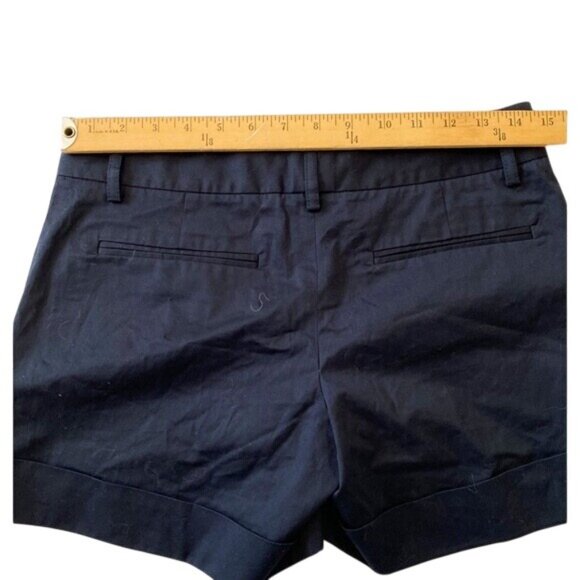 Theory navy blue cuffed shorts, size 2, cotton blend, made in USA - Picture 7 of 7